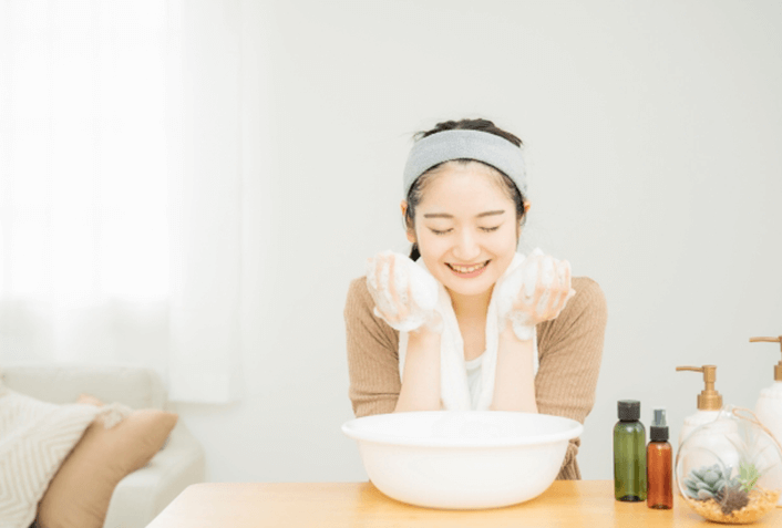 効果的な洗顔の手順