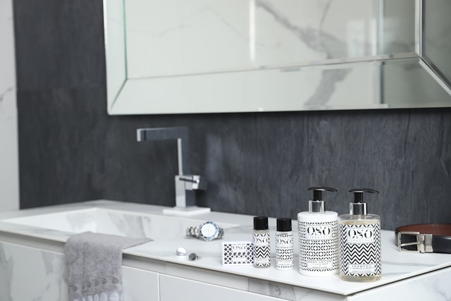 旅行中のスキンケアはどうすればいい？方法やおすすめアイテムを紹介！