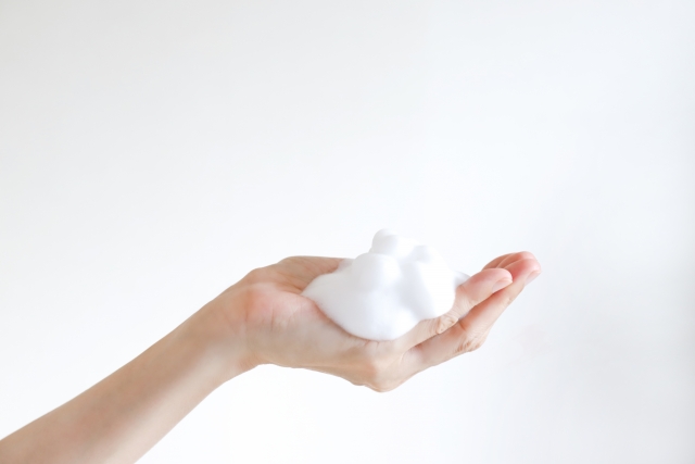 肌荒れのスキンケア対策を解説！おすすめのスキンケア商品も紹介！