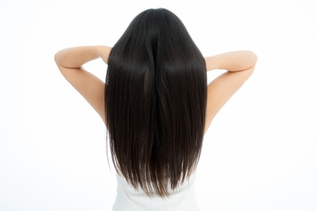 髪の空洞化の原因とは？スカスカ髪を感じ始めたら見直したいヘアケア習慣