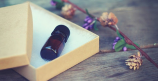 初心者向け！アロマオイルの基本＆おすすめの使い方