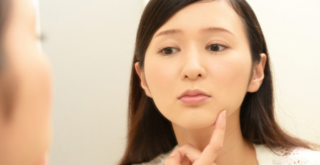 大人ニキビを改善したい！効果的なスキンケアアイテム3選